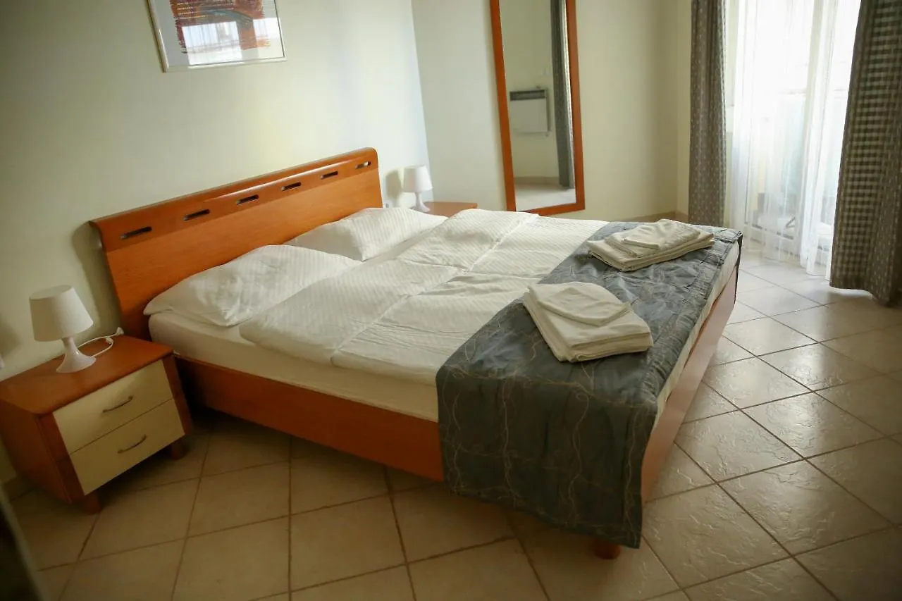 Skiper Resort Savudrija - Umag - Lgp 0*,  Croatia